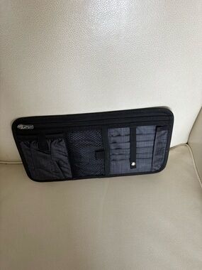 Black Men's Toiletry & Tech Organizer Pouch
